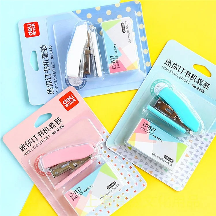 DELI 0456 Mini Stapler Set Portable Paper Binding Machine, Random Color